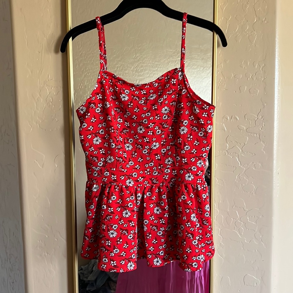 Womens Jun & Ivy Red Floral Peplum Camisole Size L Good Condition